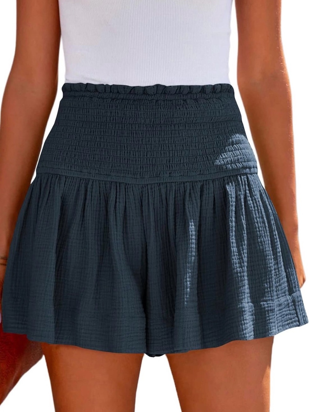 TRENDY QUEEN Shorts Flowy Smocked High Waist Rayon Dark Blue Women’s Large NWT